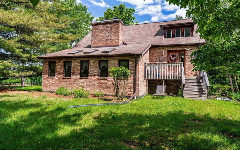 214 Bortz Road, Point Marion, Pennsylvania 15474, 3 Bedrooms Bedrooms, 7 Rooms Rooms,2 BathroomsBathrooms,Single Family Detached,For Sale,Bortz,10165336
