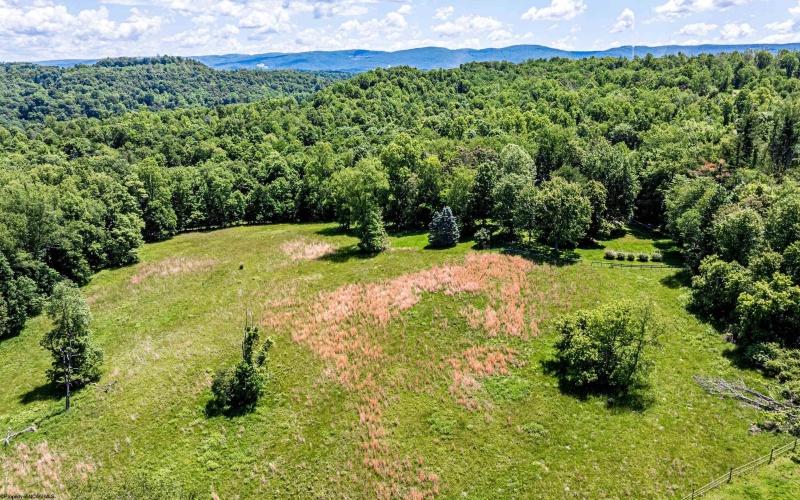 214 Bortz Road, Point Marion, Pennsylvania 15474, 3 Bedrooms Bedrooms, 7 Rooms Rooms,2 BathroomsBathrooms,Single Family Detached,For Sale,Bortz,10165336