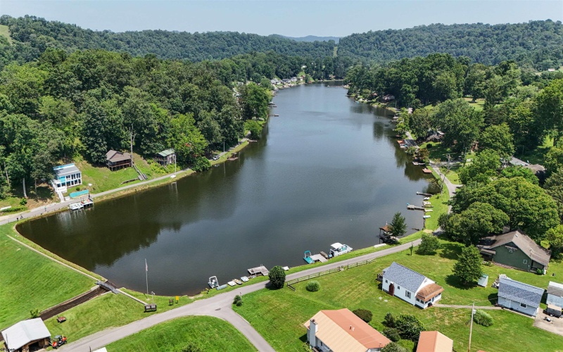 310 Crystal Lake Road, West Union, West Virginia 26456, 1 Bedroom Bedrooms, 2 Rooms Rooms,1 BathroomBathrooms,Single Family Detached,For Sale,Crystal Lake,10165338