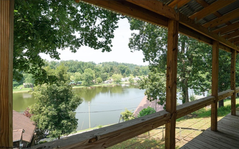 310 Crystal Lake Road, West Union, West Virginia 26456, 1 Bedroom Bedrooms, 2 Rooms Rooms,1 BathroomBathrooms,Single Family Detached,For Sale,Crystal Lake,10165338