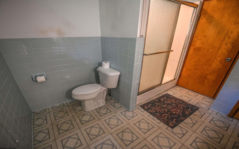 3630 Freedom Highway, Fairmont, West Virginia 26554-0000, 3 Bedrooms Bedrooms, 5 Rooms Rooms,1 BathroomBathrooms,Single Family Detached,For Sale,Freedom,10165340
