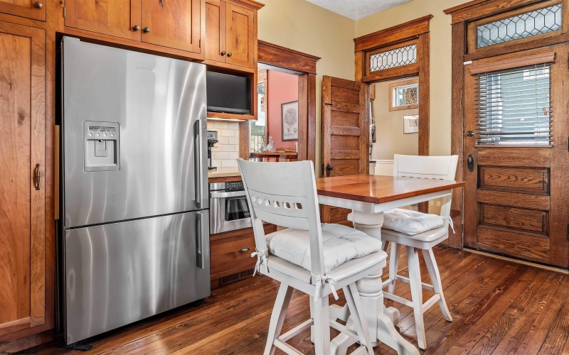 416 Cedar Street, Morgantown, West Virginia 26501, 4 Bedrooms Bedrooms, 9 Rooms Rooms,1 BathroomBathrooms,Single Family Detached,For Sale,Cedar,10165341