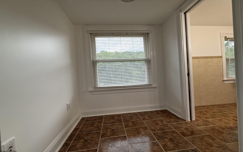 315 Thomas Avenue, Nutter Fort, West Virginia 26301, 2 Bedrooms Bedrooms, 5 Rooms Rooms,1 BathroomBathrooms,Single Family Detached,For Sale,Thomas,10165346