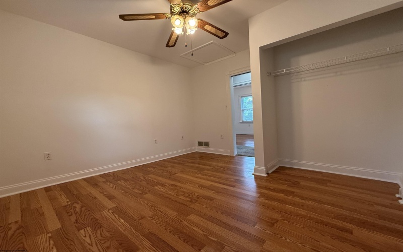 315 Thomas Avenue, Nutter Fort, West Virginia 26301, 2 Bedrooms Bedrooms, 5 Rooms Rooms,1 BathroomBathrooms,Single Family Detached,For Sale,Thomas,10165346