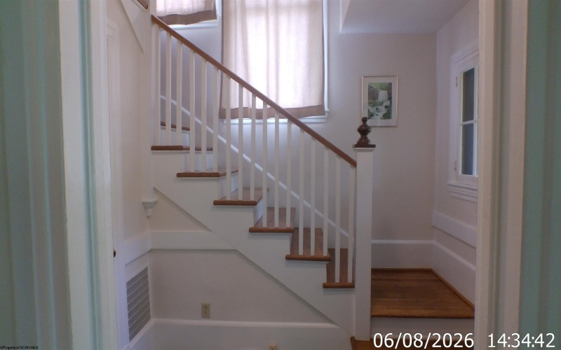 7 Kerens Hill Estates, Elkins, West Virginia 26241, 3 Bedrooms Bedrooms, 7 Rooms Rooms,2 BathroomsBathrooms,Single Family Detached,For Sale,Kerens Hill,10165350