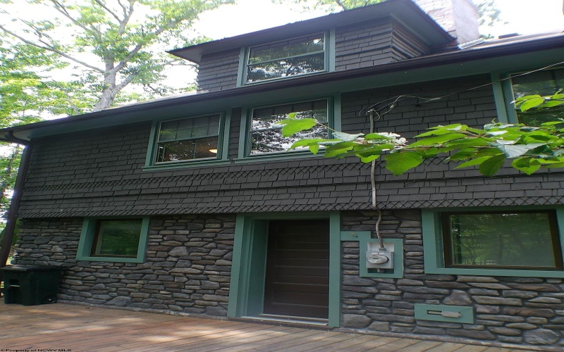 7 Kerens Hill Estates, Elkins, West Virginia 26241, 3 Bedrooms Bedrooms, 7 Rooms Rooms,2 BathroomsBathrooms,Single Family Detached,For Sale,Kerens Hill,10165350