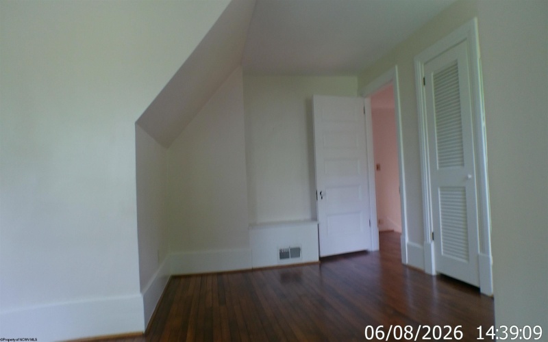 7 Kerens Hill Estates, Elkins, West Virginia 26241, 3 Bedrooms Bedrooms, 7 Rooms Rooms,2 BathroomsBathrooms,Single Family Detached,For Sale,Kerens Hill,10165350