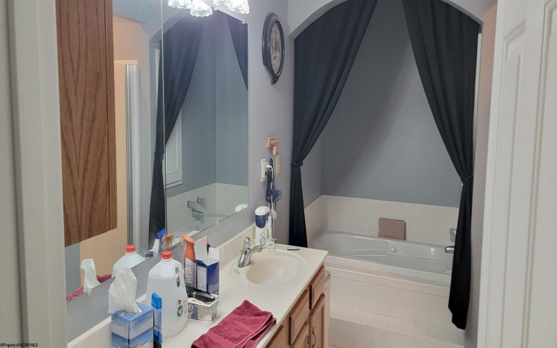 94 Tygart Drive, Philippi, West Virginia 26416, 3 Bedrooms Bedrooms, 7 Rooms Rooms,2 BathroomsBathrooms,Single Family Detached,For Sale,Tygart,10165348