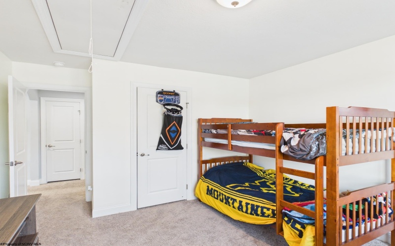 90 Falling Water Lane, Morgantown, West Virginia 26508, 4 Bedrooms Bedrooms, 11 Rooms Rooms,2 BathroomsBathrooms,Single Family Detached,For Sale,Falling Water,10165355