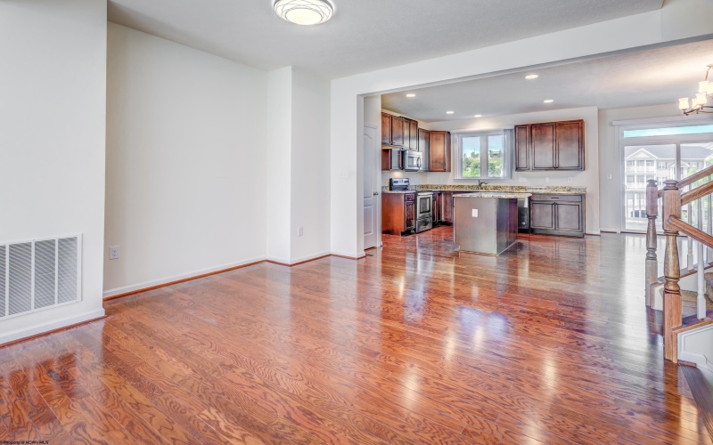 3333 Sun Court, Morgantown, West Virginia 26505, 4 Bedrooms Bedrooms, 8 Rooms Rooms,3 BathroomsBathrooms,Single Family Attached,For Sale,Sun,10165353