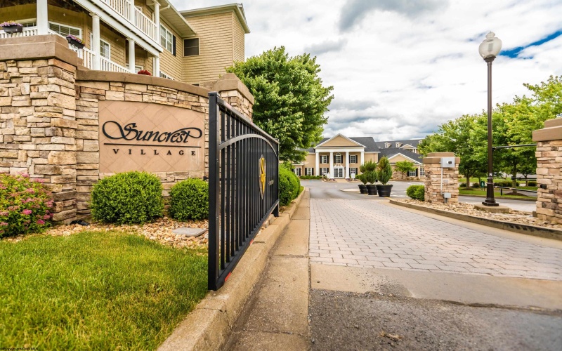 3333 Sun Court, Morgantown, West Virginia 26505, 4 Bedrooms Bedrooms, 8 Rooms Rooms,3 BathroomsBathrooms,Single Family Attached,For Sale,Sun,10165353