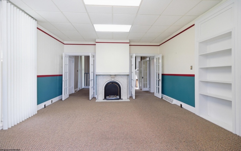 408 Lee Avenue, Clarksburg, West Virginia 26301, 5 Bedrooms Bedrooms, 10 Rooms Rooms,1 BathroomBathrooms,Single Family Detached,For Sale,Lee,10165359