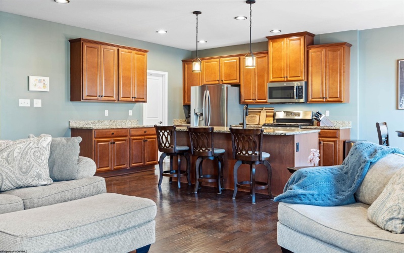 126 Falling Water Lane, Morgantown, West Virginia 26508, 3 Bedrooms Bedrooms, 8 Rooms Rooms,4 BathroomsBathrooms,Single Family Attached,For Sale,Falling Water,10165365