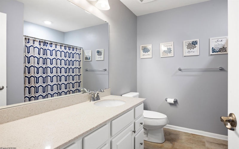 126 Falling Water Lane, Morgantown, West Virginia 26508, 3 Bedrooms Bedrooms, 8 Rooms Rooms,4 BathroomsBathrooms,Single Family Attached,For Sale,Falling Water,10165365