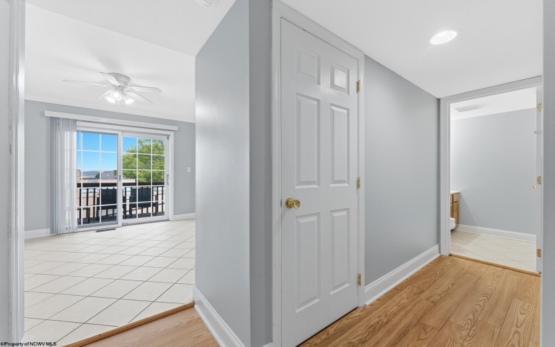29 Ocean View Drive, Morgantown, West Virginia 26505, 3 Bedrooms Bedrooms, 5 Rooms Rooms,2 BathroomsBathrooms,Single Family Attached,For Sale,Ocean View,10165366