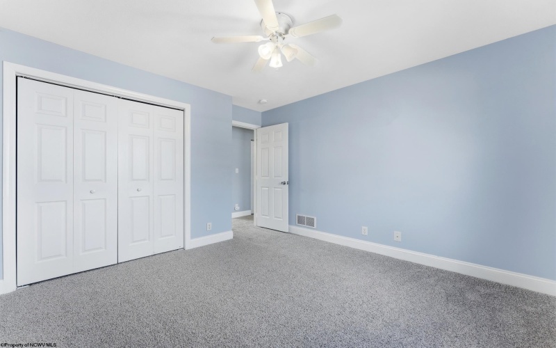 29 Ocean View Drive, Morgantown, West Virginia 26505, 3 Bedrooms Bedrooms, 5 Rooms Rooms,2 BathroomsBathrooms,Single Family Attached,For Sale,Ocean View,10165366