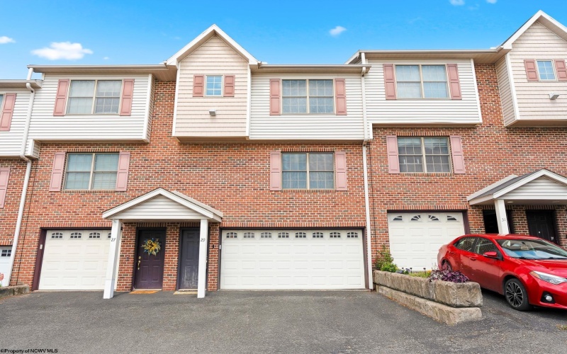 29 Ocean View Drive, Morgantown, West Virginia 26505, 3 Bedrooms Bedrooms, 5 Rooms Rooms,2 BathroomsBathrooms,Single Family Attached,For Sale,Ocean View,10165366