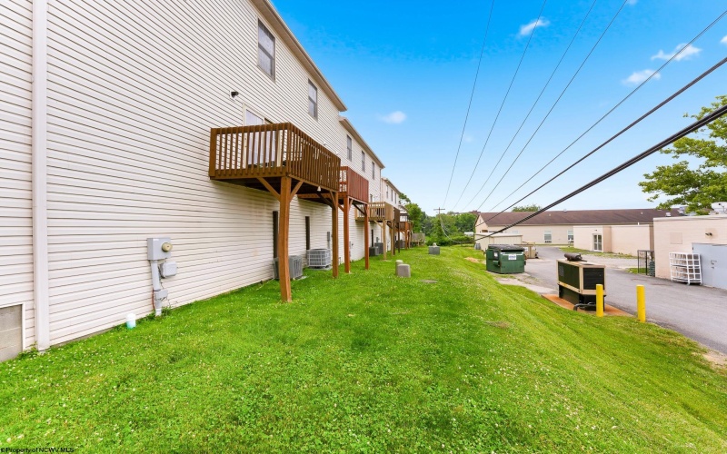 29 Ocean View Drive, Morgantown, West Virginia 26505, 3 Bedrooms Bedrooms, 5 Rooms Rooms,2 BathroomsBathrooms,Single Family Attached,For Sale,Ocean View,10165366
