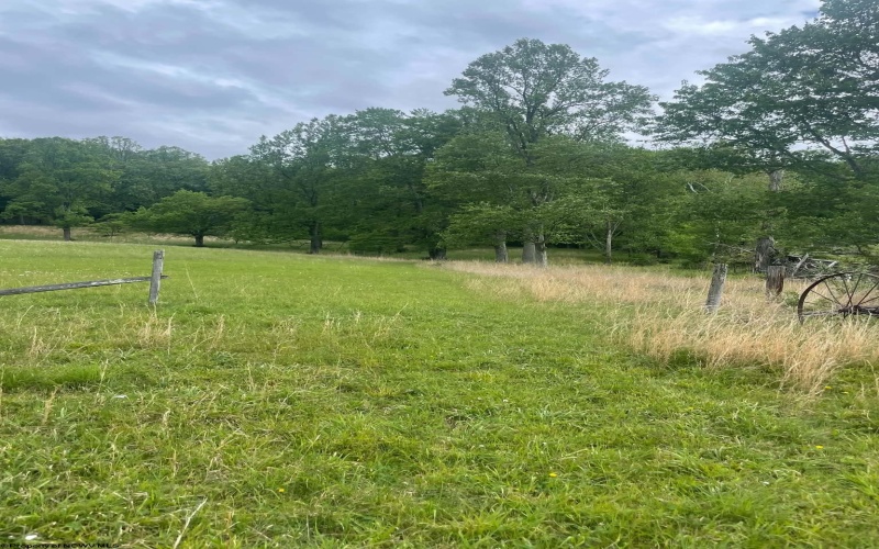 96 Rock Lake Road, Fairmont, West Virginia 26554, ,Lots/land,For Sale,Rock Lake,10165372 96 Rock Lake Road, Fairmont, West Virginia 26554, ,Lots/land,For Sale,Rock Lake,10165372