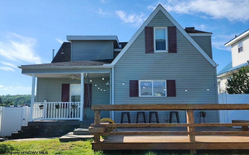 512 Columbia Street, Fairmont, West Virginia 26554, 3 Bedrooms Bedrooms, 7 Rooms Rooms,2 BathroomsBathrooms,Single Family Detached,For Sale,Columbia,10165370