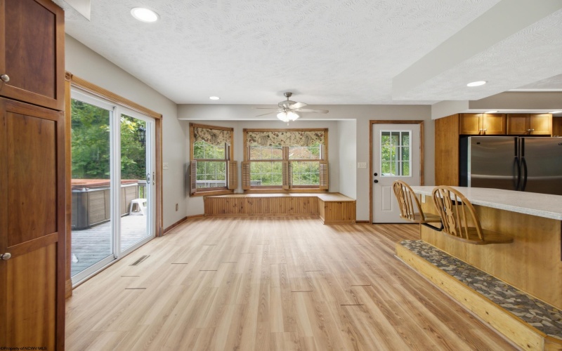 161 Cleer Road, Bridgeport, West Virginia 26330, 4 Bedrooms Bedrooms, 12 Rooms Rooms,3 BathroomsBathrooms,Single Family Detached,For Sale,Cleer,10165367