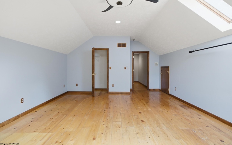161 Cleer Road, Bridgeport, West Virginia 26330, 4 Bedrooms Bedrooms, 12 Rooms Rooms,3 BathroomsBathrooms,Single Family Detached,For Sale,Cleer,10165367