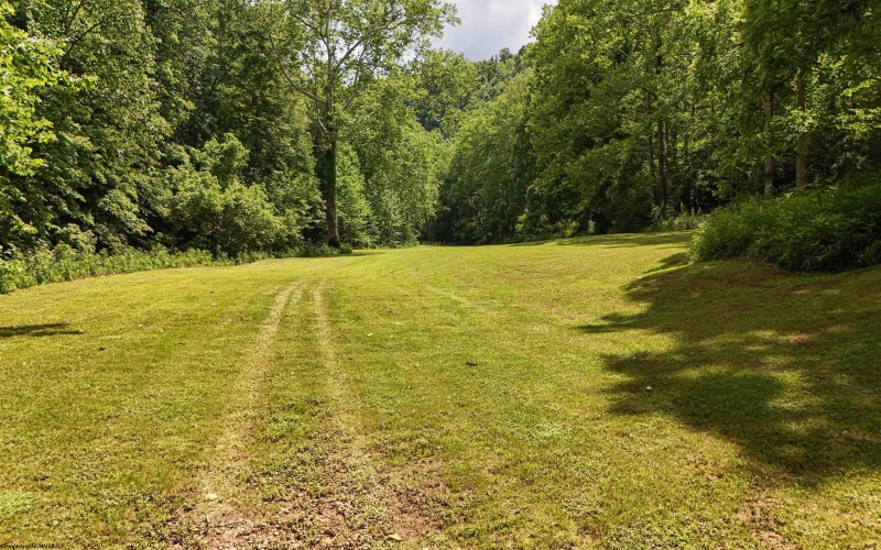 4667 Saint Clara Road, Alum Bridge, West Virginia 26321, 3 Bedrooms Bedrooms, 8 Rooms Rooms,1 BathroomBathrooms,Single Family Detached,For Sale,Saint Clara,10165361