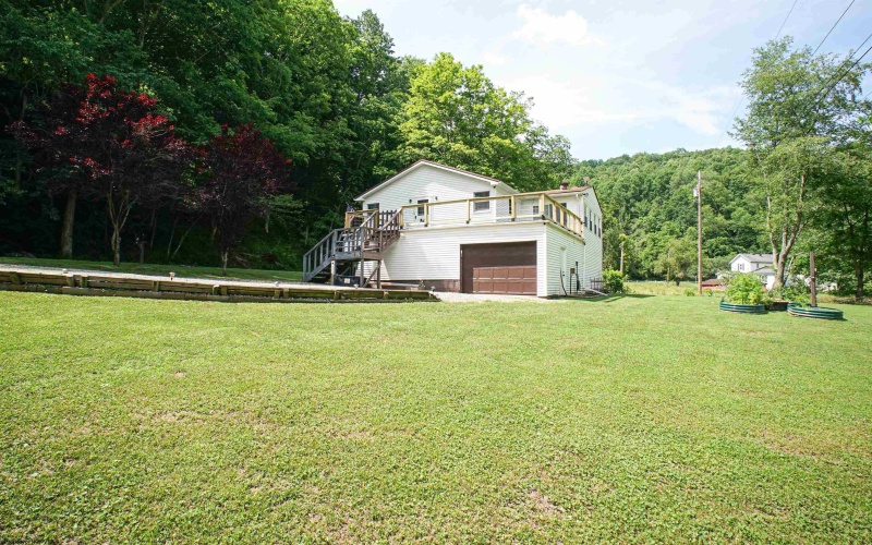 4667 Saint Clara Road, Alum Bridge, West Virginia 26321, 3 Bedrooms Bedrooms, 8 Rooms Rooms,1 BathroomBathrooms,Single Family Detached,For Sale,Saint Clara,10165361