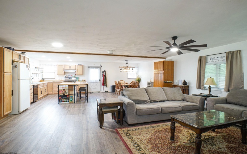 4667 Saint Clara Road, Alum Bridge, West Virginia 26321, 3 Bedrooms Bedrooms, 8 Rooms Rooms,1 BathroomBathrooms,Single Family Detached,For Sale,Saint Clara,10165361