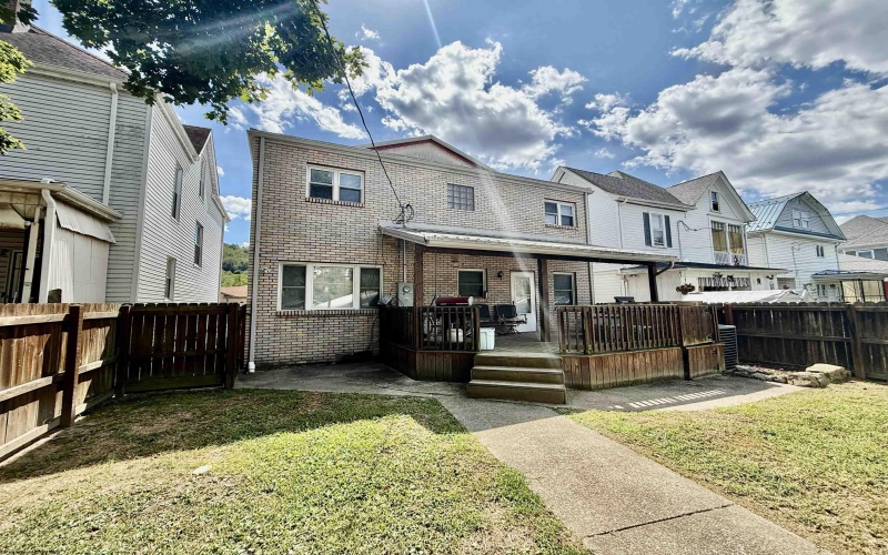 211 McGraw Avenue, Grafton, West Virginia 24701, 4 Bedrooms Bedrooms, 9 Rooms Rooms,3 BathroomsBathrooms,Single Family Detached,For Sale,McGraw,10165364