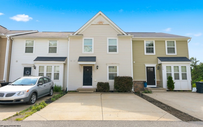 120 Pine Lane, Morgantown, West Virginia 26508, 3 Bedrooms Bedrooms, 8 Rooms Rooms,2 BathroomsBathrooms,Single Family Attached,For Sale,Pine,10165385