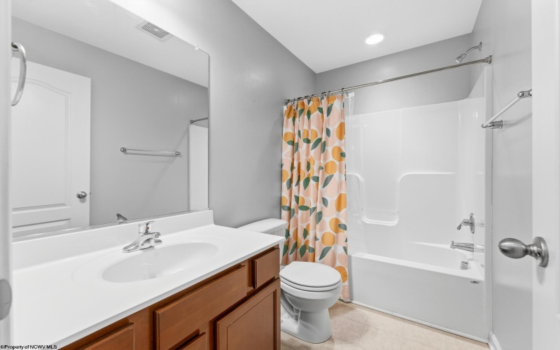 120 Pine Lane, Morgantown, West Virginia 26508, 3 Bedrooms Bedrooms, 8 Rooms Rooms,2 BathroomsBathrooms,Single Family Attached,For Sale,Pine,10165385