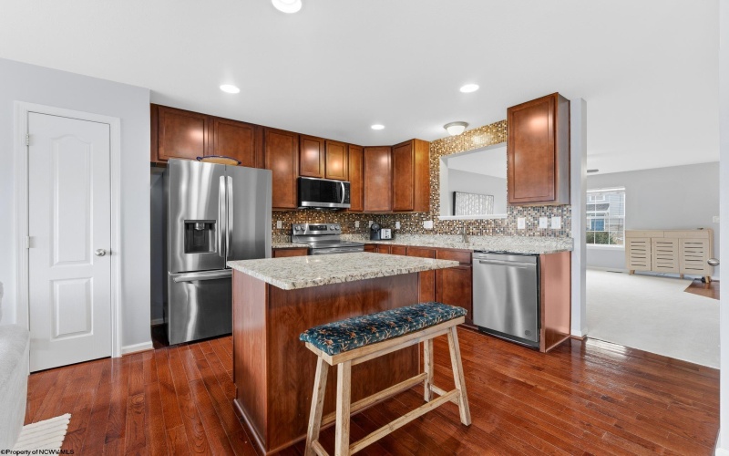 120 Pine Lane, Morgantown, West Virginia 26508, 3 Bedrooms Bedrooms, 8 Rooms Rooms,2 BathroomsBathrooms,Single Family Attached,For Sale,Pine,10165385