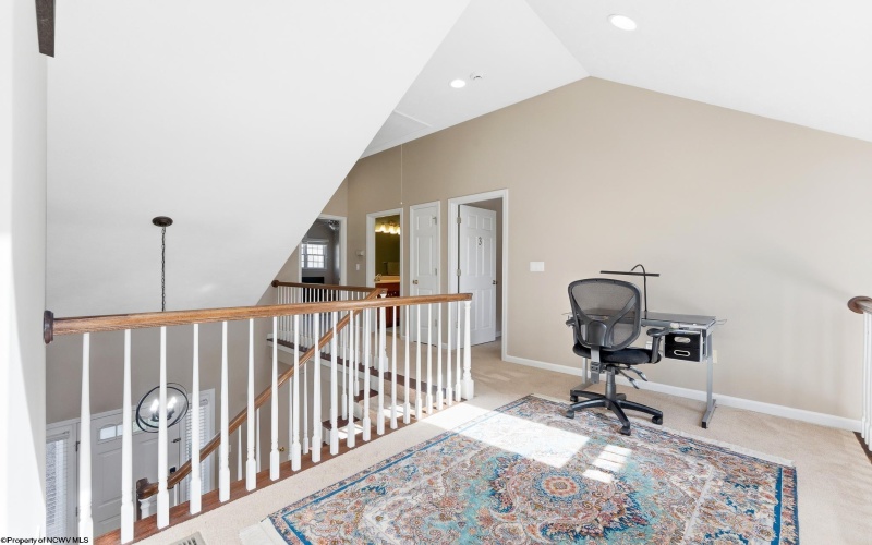 1011 SAINT PAULS Lane, Morgantown, West Virginia 26505, 3 Bedrooms Bedrooms, 9 Rooms Rooms,3 BathroomsBathrooms,Single Family Attached,For Sale,SAINT PAULS,10165375