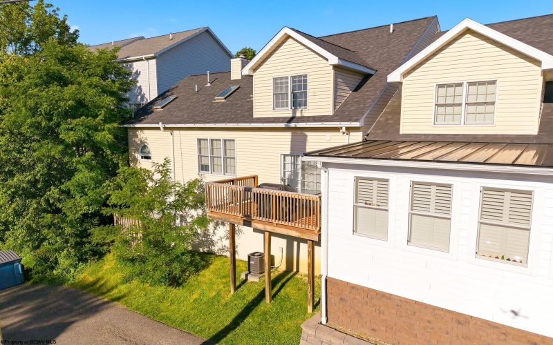 1011 SAINT PAULS Lane, Morgantown, West Virginia 26505, 3 Bedrooms Bedrooms, 9 Rooms Rooms,3 BathroomsBathrooms,Single Family Attached,For Sale,SAINT PAULS,10165375