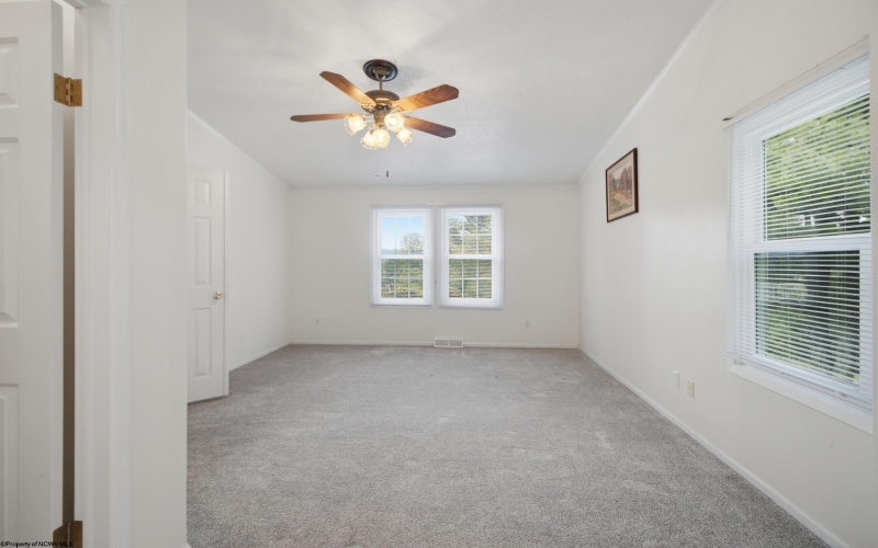 93 Brooke Drive, Grafton, West Virginia 26354, 3 Bedrooms Bedrooms, 8 Rooms Rooms,2 BathroomsBathrooms,Single Family Detached,For Sale,Brooke,10165387