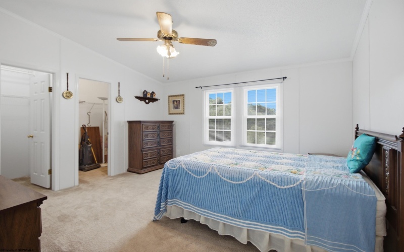 93 Brooke Drive, Grafton, West Virginia 26354, 3 Bedrooms Bedrooms, 8 Rooms Rooms,2 BathroomsBathrooms,Single Family Detached,For Sale,Brooke,10165387
