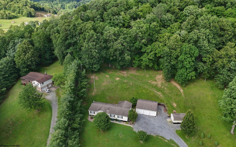 93 Brooke Drive, Grafton, West Virginia 26354, 3 Bedrooms Bedrooms, 8 Rooms Rooms,2 BathroomsBathrooms,Single Family Detached,For Sale,Brooke,10165387