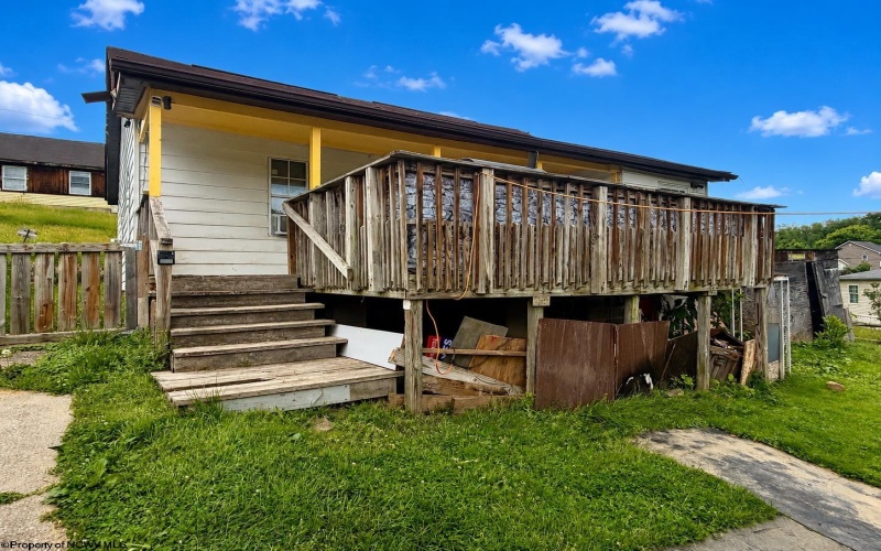 117 Manchin Street, Fairmont, West Virginia 26554, 2 Bedrooms Bedrooms, 4 Rooms Rooms,1 BathroomBathrooms,Single Family Detached,For Sale,Manchin,10165376
