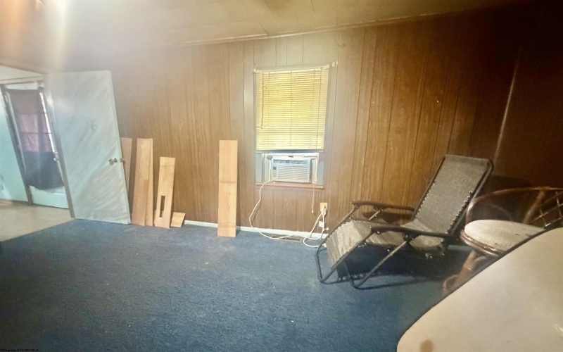 117 Manchin Street, Fairmont, West Virginia 26554, 2 Bedrooms Bedrooms, 4 Rooms Rooms,1 BathroomBathrooms,Single Family Detached,For Sale,Manchin,10165376