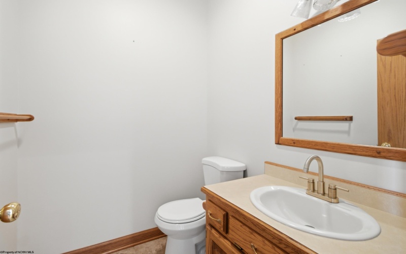 2019 Tanglewood Road, Bridgeport, West Virginia 26330, 4 Bedrooms Bedrooms, 9 Rooms Rooms,2 BathroomsBathrooms,Single Family Detached,For Sale,Tanglewood,10165378