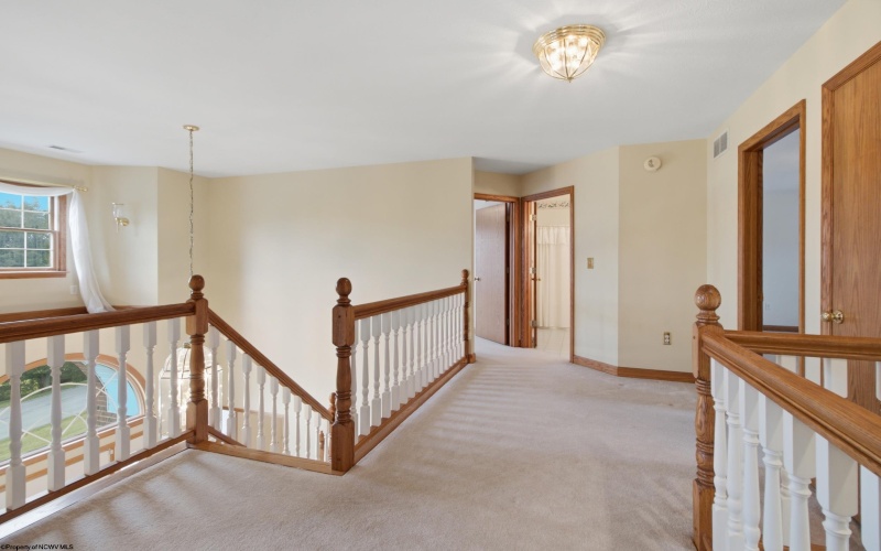 2019 Tanglewood Road, Bridgeport, West Virginia 26330, 4 Bedrooms Bedrooms, 9 Rooms Rooms,2 BathroomsBathrooms,Single Family Detached,For Sale,Tanglewood,10165378
