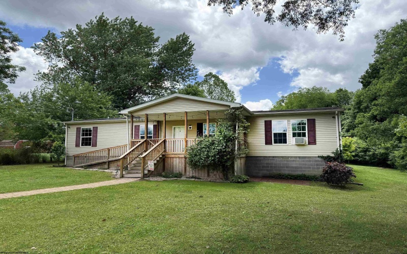 137 Washboard Lane, Mill Creek, West Virginia 26280, 3 Bedrooms Bedrooms, 8 Rooms Rooms,2 BathroomsBathrooms,Single Family Detached,For Sale,Washboard,10165377
