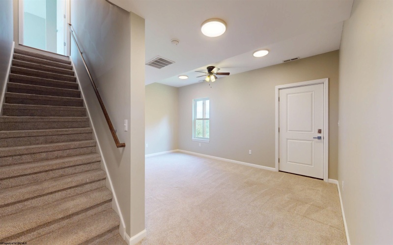 132 Landing Drive, Morgantown, West Virginia 26508, 4 Bedrooms Bedrooms, 10 Rooms Rooms,3 BathroomsBathrooms,Single Family Detached,For Sale,Landing,10165388