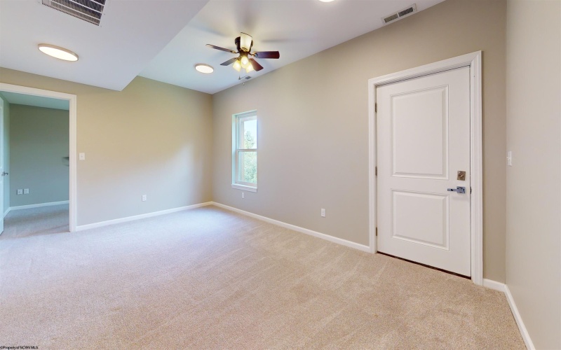 132 Landing Drive, Morgantown, West Virginia 26508, 4 Bedrooms Bedrooms, 10 Rooms Rooms,3 BathroomsBathrooms,Single Family Detached,For Sale,Landing,10165388