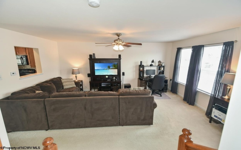 320 Falcon Run, Morgantown, West Virginia 26508, 3 Bedrooms Bedrooms, 8 Rooms Rooms,2 BathroomsBathrooms,Single Family Attached,For Sale,Falcon,10165395