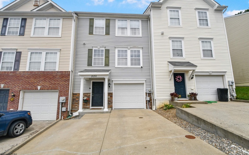 320 Falcon Run, Morgantown, West Virginia 26508, 3 Bedrooms Bedrooms, 8 Rooms Rooms,2 BathroomsBathrooms,Single Family Attached,For Sale,Falcon,10165395