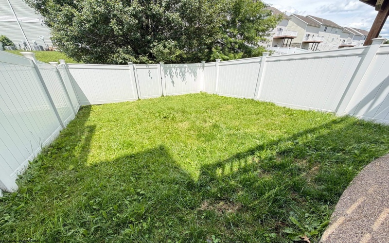 34 Robin Lane, Morgantown, West Virginia 26508, 3 Bedrooms Bedrooms, 7 Rooms Rooms,2 BathroomsBathrooms,Single Family Attached,For Sale,Robin,10165401