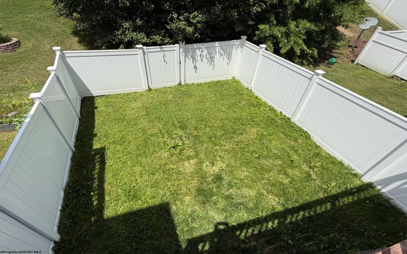 34 Robin Lane, Morgantown, West Virginia 26508, 3 Bedrooms Bedrooms, 7 Rooms Rooms,2 BathroomsBathrooms,Single Family Attached,For Sale,Robin,10165401