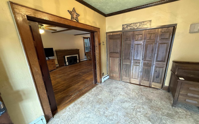 15 Locust Street, Elkins, West Virginia 26241, 3 Bedrooms Bedrooms, 6 Rooms Rooms,1 BathroomBathrooms,Single Family Detached,For Sale,Locust,10165398